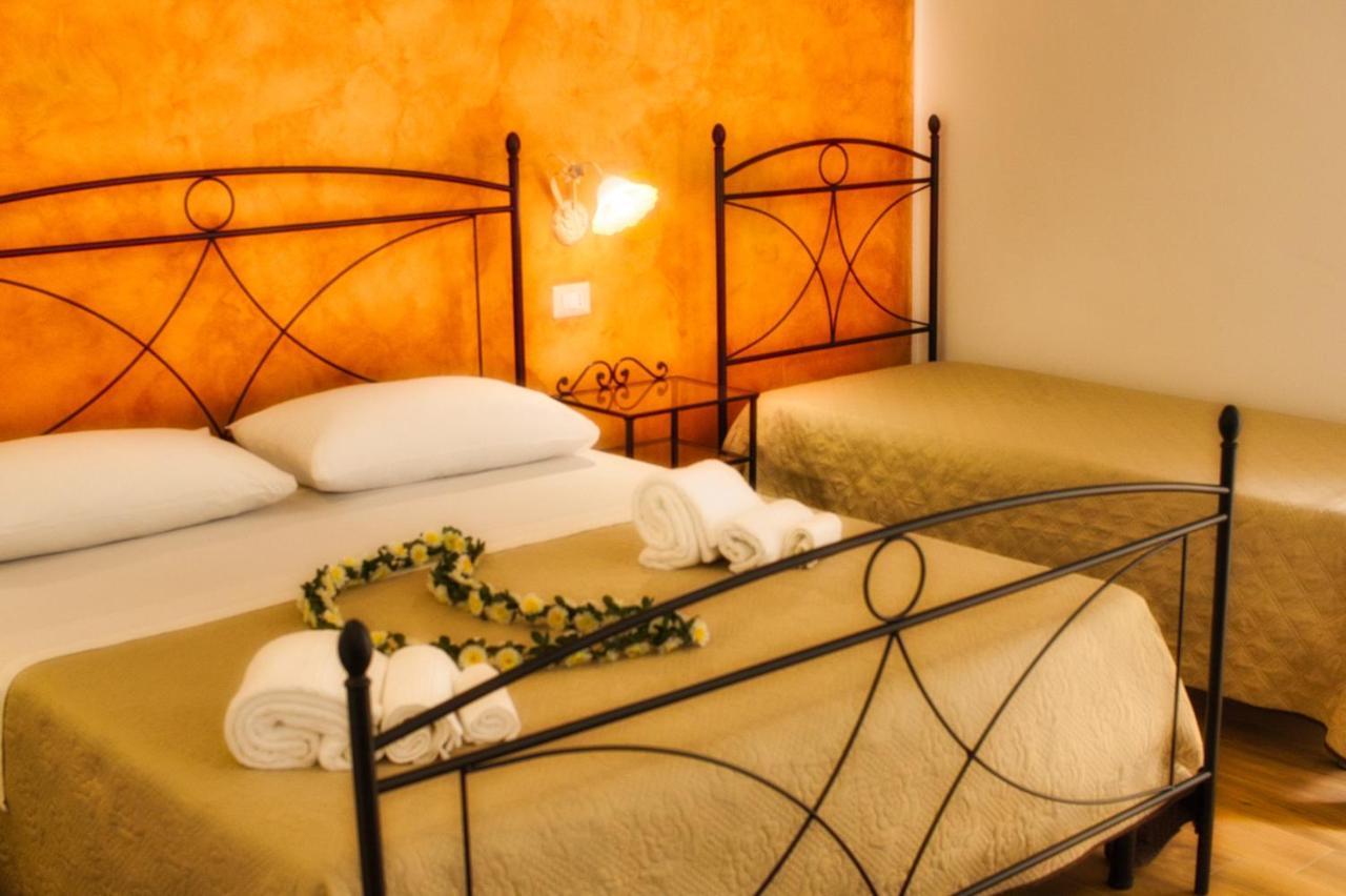 Bed & Breakfast Karrares *